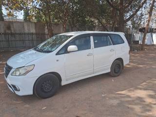 Toyota Innova Toyota Innova 2.5 G (Diesel) 8 Seater BS IV