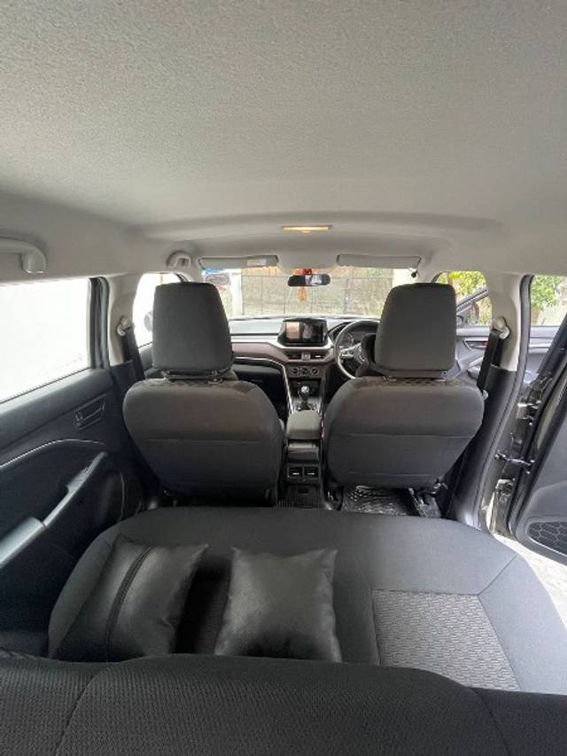 https://images10.gaadi.com/usedgaadi-sellcar/UsedCar/92be1377-e78e-4357-b48f-cd5403f6c166/8a6b2dbc-3a16-4fa5-94cd-2a0dc79b8d90.jpeg?imwidth=6401