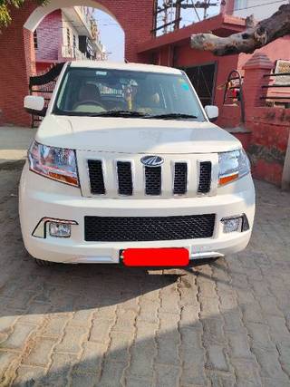 Mahindra TUV 300 Plus Mahindra TUV 300 Plus P8 BSIV