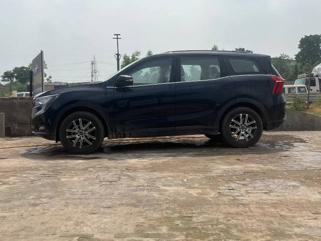 https://images10.gaadi.com/usedgaadi-sellcar/UsedCar/9317b749-2e5c-4d71-a524-dec7c5f71b7e/b57c16c0-c1a9-4b07-a289-2b30d47ee83c.jpeg?imwidth=6402