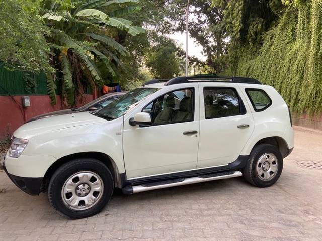 https://images10.gaadi.com/usedgaadi-sellcar/UsedCar/9333a784-6ec2-47eb-a47c-f9f5d11050a7/7cdb341b-b44d-4356-8f8a-642aa1b6839c.jpeg?imwidth=6400