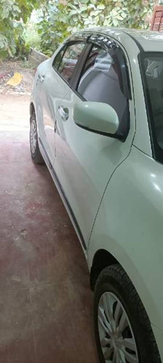 https://images10.gaadi.com/usedgaadi-sellcar/UsedCar/934a56a7-e4af-4b13-8229-74e7fb307ea7/a65a4532-cdc7-4aa9-88ba-dee4500b3d5d.jpg?imwidth=6402