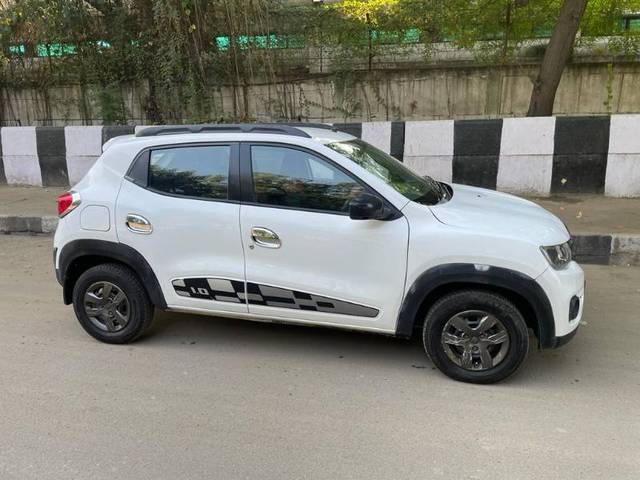 https://images10.gaadi.com/usedgaadi-sellcar/UsedCar/937430d7-7a1f-46d4-bca7-f824650de837/056c8c61-8f7f-4b3f-b4bb-622e93ad177c.jpg?imwidth=6401