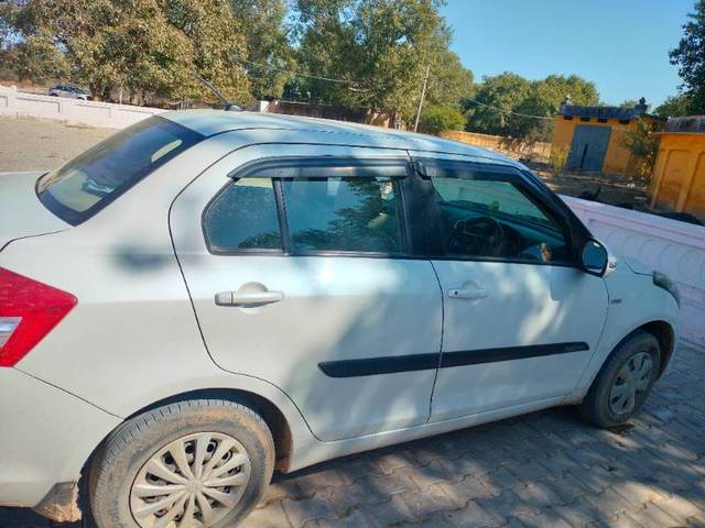 https://images10.gaadi.com/usedgaadi-sellcar/UsedCar/938d14bd-83d4-4af6-b17e-cbf89697881d/9cf46119-e59a-49b1-b331-49c232034745.jpg?imwidth=6401