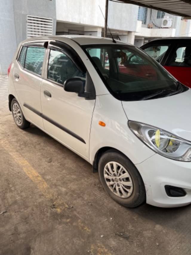 https://images10.gaadi.com/usedgaadi-sellcar/UsedCar/942360ae-25b0-4ccf-9623-8763b97a50dd/67aec37b-4945-49db-9751-ac2ca51b95f1.jpg?imwidth=6402