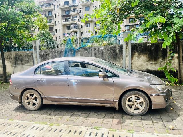 https://images10.gaadi.com/usedgaadi-sellcar/UsedCar/9475755d-27e2-4566-bc43-1ac477bd40d3/9a63a447-8ddf-442e-bf50-3cfc150f6d99.jpeg?imwidth=6401