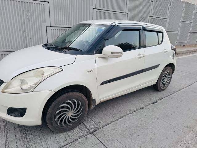 https://images10.gaadi.com/usedgaadi-sellcar/UsedCar/94b1ad44-9cc5-4606-9f37-d2e3e768fb55/0b271ad1-8c1f-4ba1-8da1-75ae88a60dfb.jpeg?imwidth=6400