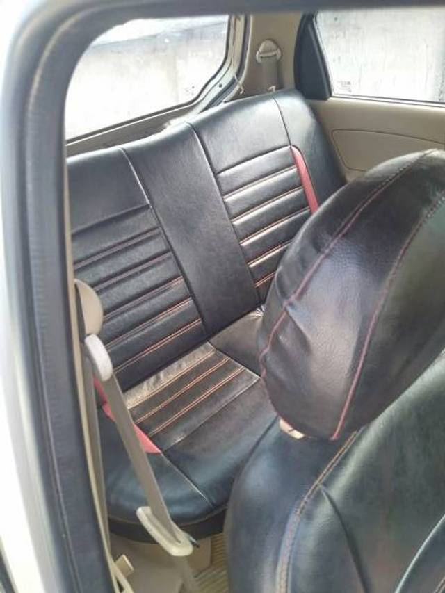 https://images10.gaadi.com/usedgaadi-sellcar/UsedCar/94e5c9fb-b02a-4e57-b3af-11924c3e9f87/30fa3aad-fdfe-4a1f-8371-5108aa70def3.jpg?imwidth=6402