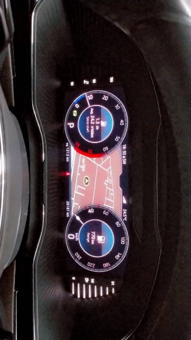 https://images10.gaadi.com/usedgaadi-sellcar/UsedCar/955311bf-4f96-4a68-8daf-ce3649c133df/d8ef3f9c-ac34-4a8c-92ff-0d2a238c3967.jpeg?imwidth=6402