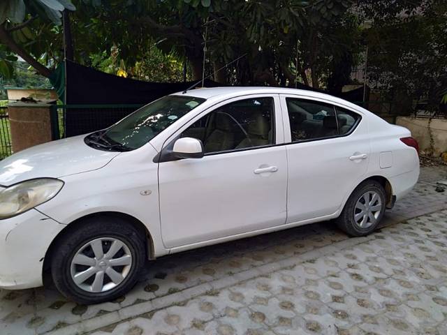 https://images10.gaadi.com/usedgaadi-sellcar/UsedCar/95c60ef7-7f7c-4668-96e6-9097333b1825/e85af5fd-77b1-4dbc-a59f-57496c20db06.jpeg?imwidth=6400
