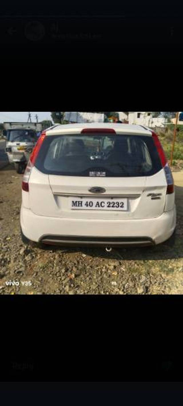 https://images10.gaadi.com/usedgaadi-sellcar/UsedCar/95fba699-b224-49a4-840b-d3386482a354/80067368-319c-4fc4-b3fd-084f73611103.jpg?imwidth=6400