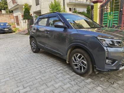 Mahindra XUV300 W8 Option BSVI Mahindra XUV300 W8 Option BSVI