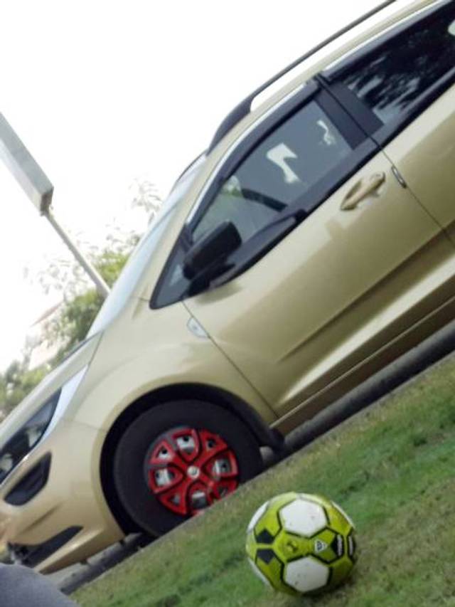 https://images10.gaadi.com/usedgaadi-sellcar/UsedCar/96656bb2-3c32-43ec-b441-444ba4b3b595/5c629ac6-3b47-42b7-b79e-e644b8cefc0d.jpg?imwidth=6402