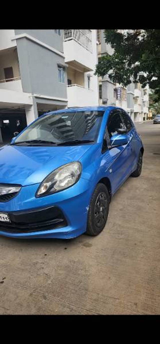 https://images10.gaadi.com/usedgaadi-sellcar/UsedCar/967b0f14-e88c-450d-a28e-e80b0ab72be7/053913d8-9342-4fda-ae20-076387e8e148.jpg?imwidth=6400