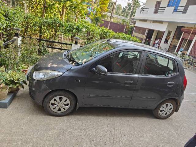 https://images10.gaadi.com/usedgaadi-sellcar/UsedCar/9692afac-1152-4692-aee0-5c24a4f85255/6aa0f787-d69e-4ab8-8ad7-88d96394058e.jpg?imwidth=6400