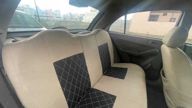 https://images10.gaadi.com/usedgaadi-sellcar/UsedCar/96f0f6c4-99d2-428f-affa-dc5a392a4ea1/f5d0da7c-cc07-44e5-8a15-f9c638639459.jpeg?imwidth=6402