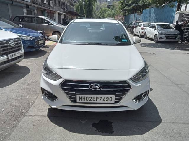 https://images10.gaadi.com/usedgaadi-sellcar/UsedCar/97009cb1-33ba-47b2-9823-218a2c3347c4/77fcfc7d-a8b8-431a-bda8-33c79a9070f1.jpeg?imwidth=6400