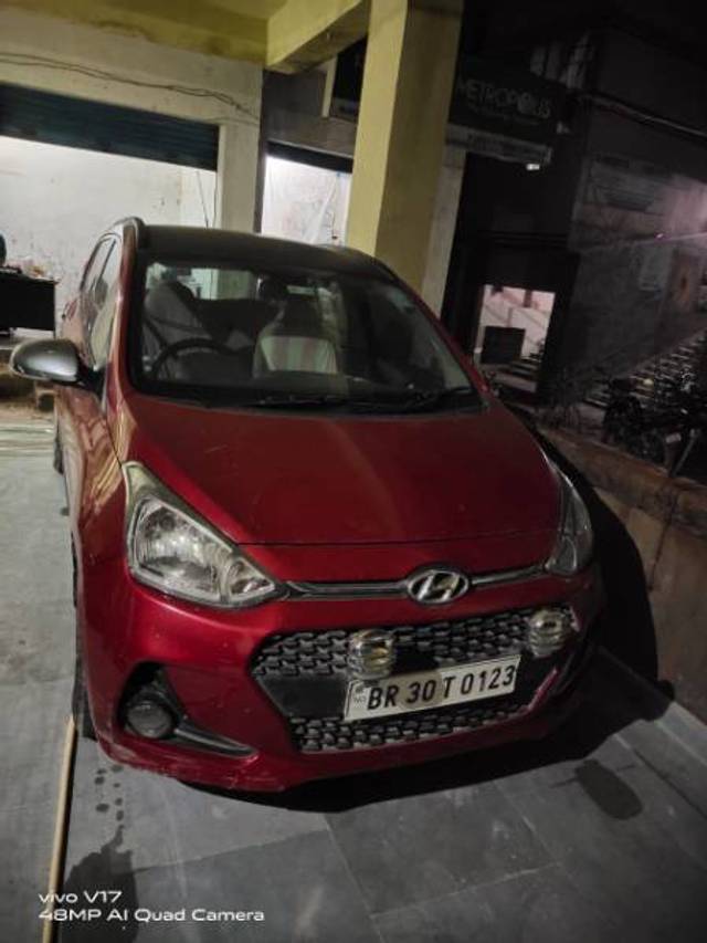 https://images10.gaadi.com/usedgaadi-sellcar/UsedCar/97115a72-9b8e-4aa1-bc5c-a9908d8516ae/f411a18a-3763-41b3-b913-60ffac08ea4a.jpg?imwidth=6402