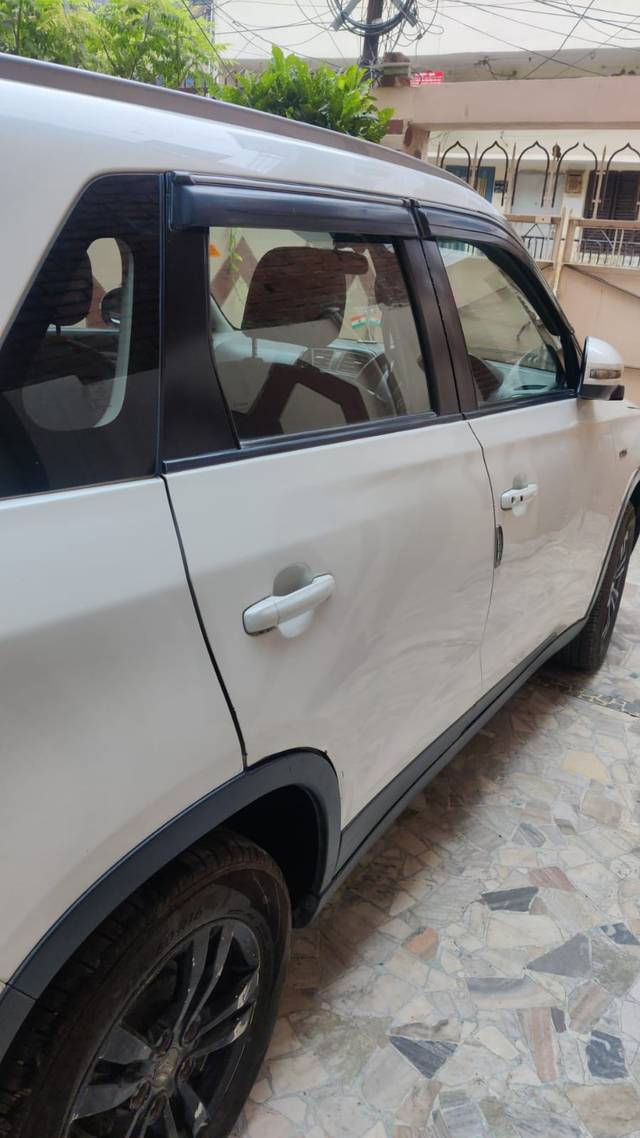https://images10.gaadi.com/usedgaadi-sellcar/UsedCar/971684e1-bc8d-4757-9217-31b056d6ed88/722710f2-31e8-493b-9d22-07f280a5603f.jpg?imwidth=6401