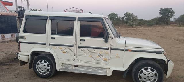 https://images10.gaadi.com/usedgaadi-sellcar/UsedCar/97232aca-f6c9-48f9-b007-33c730d647d8/22d3ab56-10fa-417c-90c1-37797c5344f6.jpg?imwidth=6400