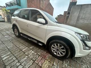 Mahindra XUV500 Mahindra XUV500 W10 2WD