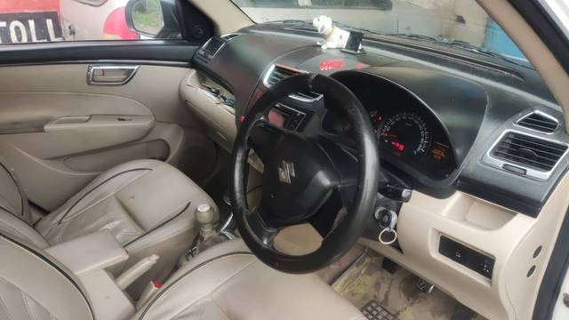 https://images10.gaadi.com/usedgaadi-sellcar/UsedCar/976ae0fd-e061-42c3-8912-5e3be0c66e54/0c3a216c-6203-4cbe-8a24-34e0c37c6848.jpeg?imwidth=6402