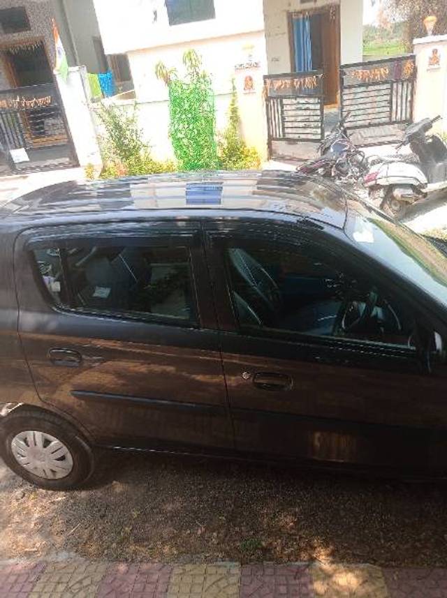 https://images10.gaadi.com/usedgaadi-sellcar/UsedCar/978a48b4-15ae-4404-9359-5aa501e9e10c/9a88ad2c-ff30-45e2-874f-487d117dfedb.jpg?imwidth=6401