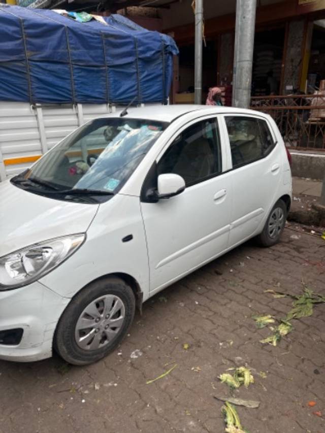 https://images10.gaadi.com/usedgaadi-sellcar/UsedCar/97996ee7-96ba-4cf6-986d-20e1a702235e/d8ad1b51-21af-4ad1-ae79-469e1a6e23d0.jpg?imwidth=6400