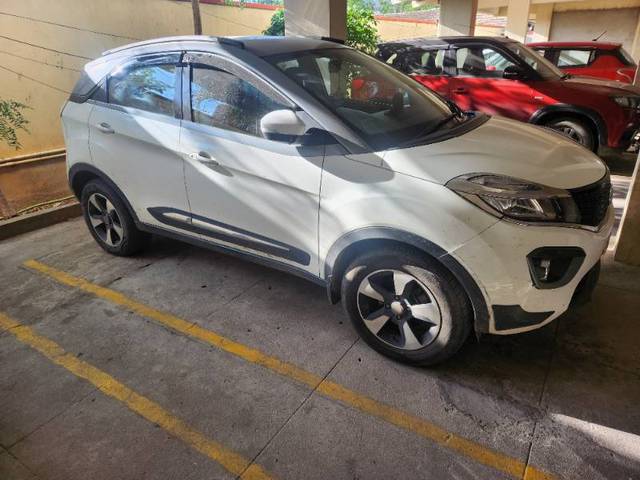 https://images10.gaadi.com/usedgaadi-sellcar/UsedCar/97a28bf3-518e-44e2-befd-f0d3482aa2a1/6c4ccccf-9a74-4ede-89bd-f602f7df30db.jpg?imwidth=6401