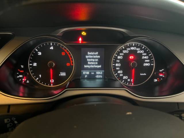 https://images10.gaadi.com/usedgaadi-sellcar/UsedCar/98188caf-8a95-40f6-bd3f-3f1d68197551/a01e0536-c3dc-4203-bb94-35a394e79972.jpeg?imwidth=6401