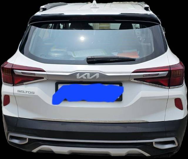 https://images10.gaadi.com/usedgaadi-sellcar/UsedCar/988caf95-c167-4071-a39d-355c8aeaad1c/3f2594c2-9897-4776-a66b-0d527bf22af6.png?imwidth=6401