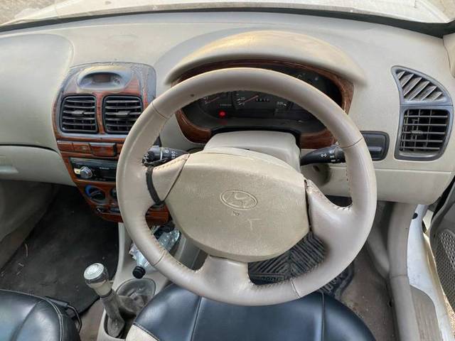 https://images10.gaadi.com/usedgaadi-sellcar/UsedCar/98f75179-35b6-4aa9-bae7-74ccfd23734e/05919546-d9f5-4057-a1ce-7eebc90d8102.jpeg?imwidth=6402