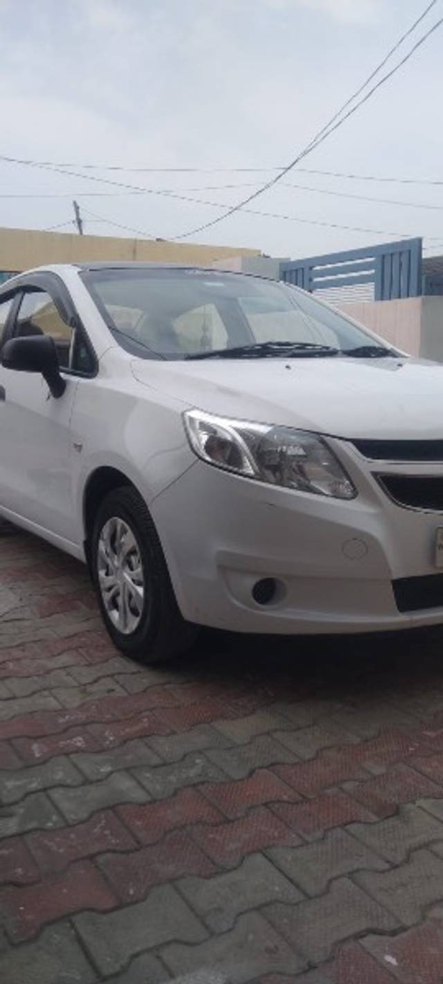 https://images10.gaadi.com/usedgaadi-sellcar/UsedCar/99258ebe-fda9-46cc-8508-7d3a04fa91ef/1a01b4e7-d49d-4aa4-a199-5a2d0547a850.jpeg?imwidth=6402