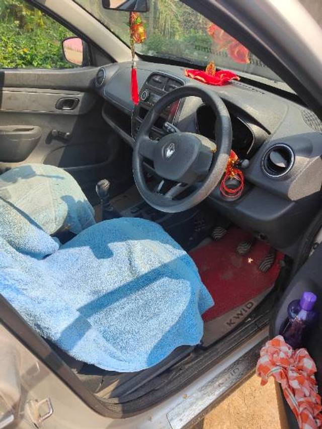https://images10.gaadi.com/usedgaadi-sellcar/UsedCar/995b12c1-ab12-41e1-a804-6cf4766a84d5/4383d8d6-d850-4acb-9971-2b7305989ca8.jpg?imwidth=6401