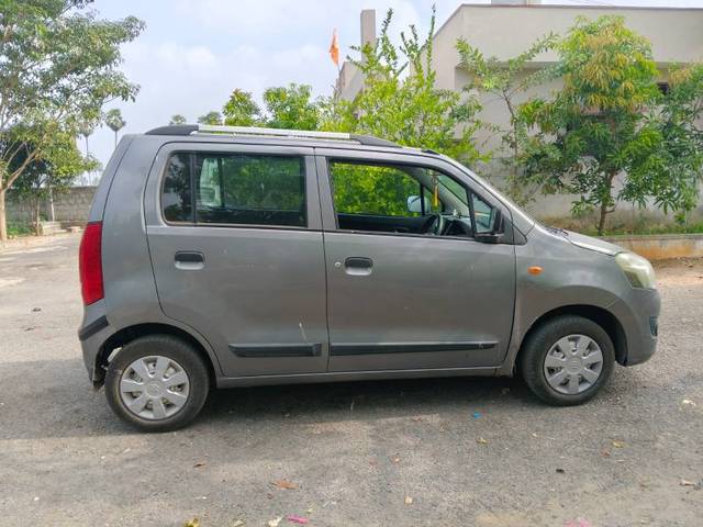 https://images10.gaadi.com/usedgaadi-sellcar/UsedCar/9974f5d5-b994-4529-aace-798746d487ca/b7dbc8a9-8963-4334-96bb-e34557066522.jpg?imwidth=6401