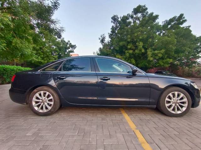 https://images10.gaadi.com/usedgaadi-sellcar/UsedCar/99a18b39-2893-433c-9bfb-c15444e32f79/fd50165b-5af7-4392-a6bc-16720c40047b.jpg?imwidth=6401