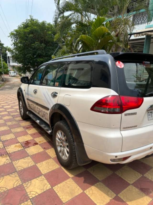 https://images10.gaadi.com/usedgaadi-sellcar/UsedCar/99b57741-9da7-4edd-8d78-e9f970b40f31/8268ac8c-ba0c-443a-bdde-7e49452d6209.jpeg?imwidth=6401