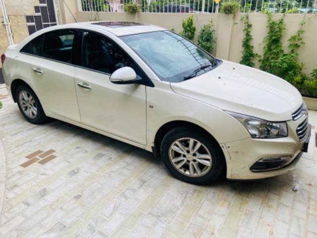 https://images10.gaadi.com/usedgaadi-sellcar/UsedCar/99fed91e-834e-4537-b87f-44daa2ac29c6/81442742-7555-4b4a-be0d-9367f8e94395.jpeg?imwidth=6401