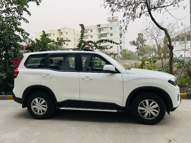 https://images10.gaadi.com/usedgaadi-sellcar/UsedCar/9a2f1ed4-a95b-4a17-92bd-45a7d3dc96ad/61675ee1-34f2-4c91-a172-e760ed1a0d9b.jpg?imwidth=6401