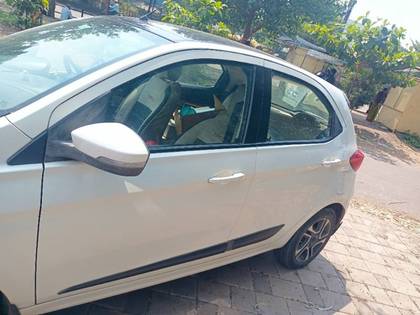 Tata Tiago 1.2 Revotron XZ Plus Dual Tone Tata Tiago 1.2 Revotron XZ Plus Dual Tone