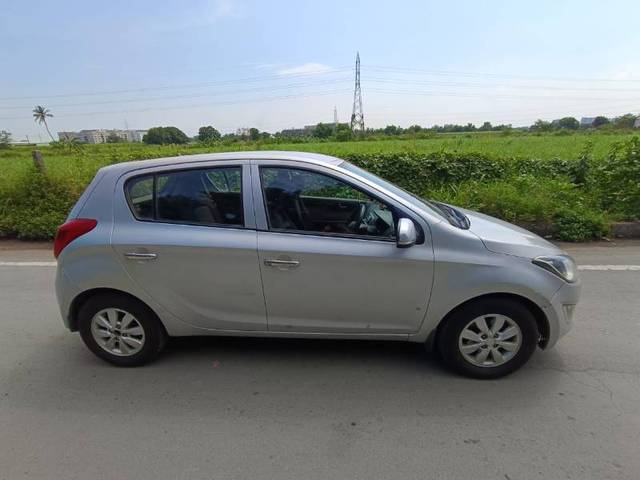 https://images10.gaadi.com/usedgaadi-sellcar/UsedCar/9b2c970c-0069-4212-9239-b5c18e2b66f3/99e310b1-1830-402e-9a19-dd8810e54a65.jpg?imwidth=6401