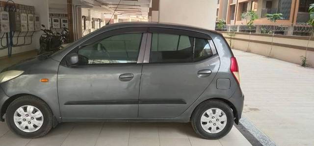 https://images10.gaadi.com/usedgaadi-sellcar/UsedCar/9b51e60a-9350-4927-9d25-c4dfe95c8389/2087f3d0-3524-4249-adfe-c99bcb2215b7.jpg?imwidth=6402