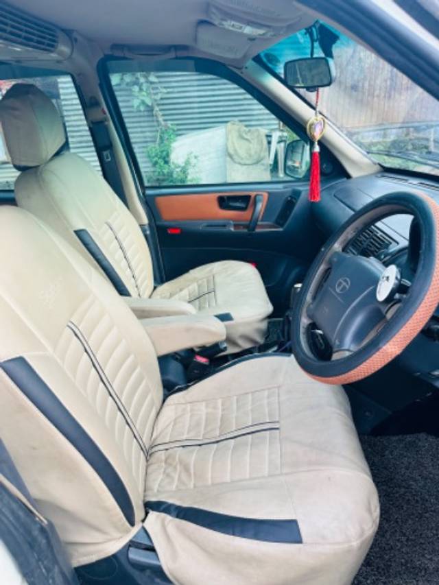 https://images10.gaadi.com/usedgaadi-sellcar/UsedCar/9b9871bb-28ac-4eb3-84dd-9d00f085a3d5/dbc8dbfe-3248-4859-9b67-d95f3483c5c6.jpeg?imwidth=6402