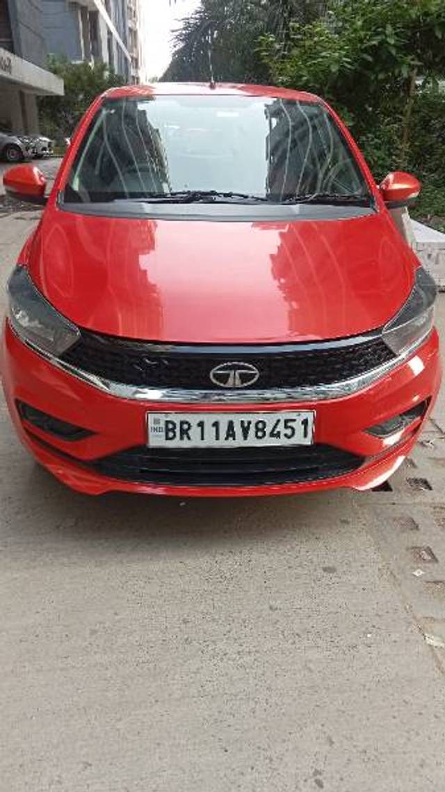 https://images10.gaadi.com/usedgaadi-sellcar/UsedCar/9c032646-19d4-4791-8e7c-2eeb7790f198/920d5bdc-ade5-476b-beb5-5bc454a5bbba.jpg?imwidth=6400