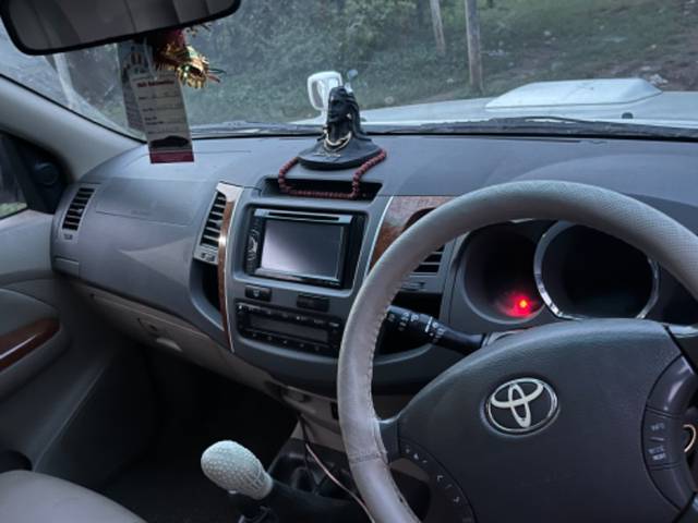 https://images10.gaadi.com/usedgaadi-sellcar/UsedCar/9c14bc52-9549-43e5-9986-5f43242dc3ec/3223efbc-3f54-4ce0-93d2-775c2560296e.jpeg?imwidth=6402