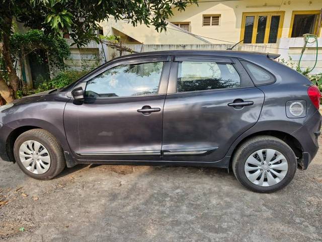 https://images10.gaadi.com/usedgaadi-sellcar/UsedCar/9c245ab3-4525-43c0-8a61-bb1d86d0038c/355c4701-1da5-45ef-8899-8897e4f65e27.jpeg?imwidth=6400