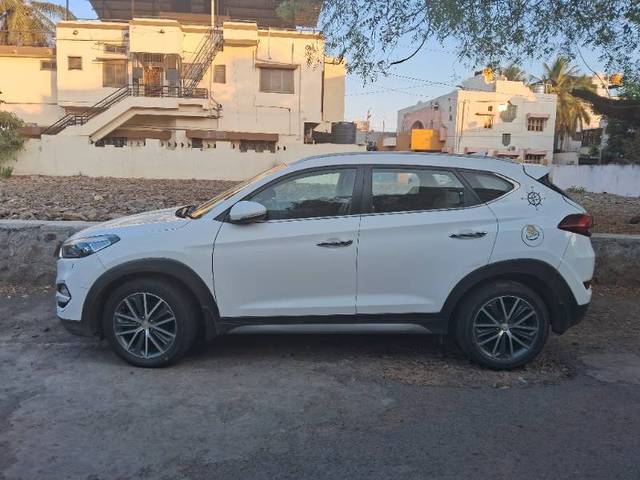 https://images10.gaadi.com/usedgaadi-sellcar/UsedCar/9c477d02-8fe9-4211-8904-6a49449aa004/7347942f-5281-494e-a8da-53de6c55ae22.jpg?imwidth=6402