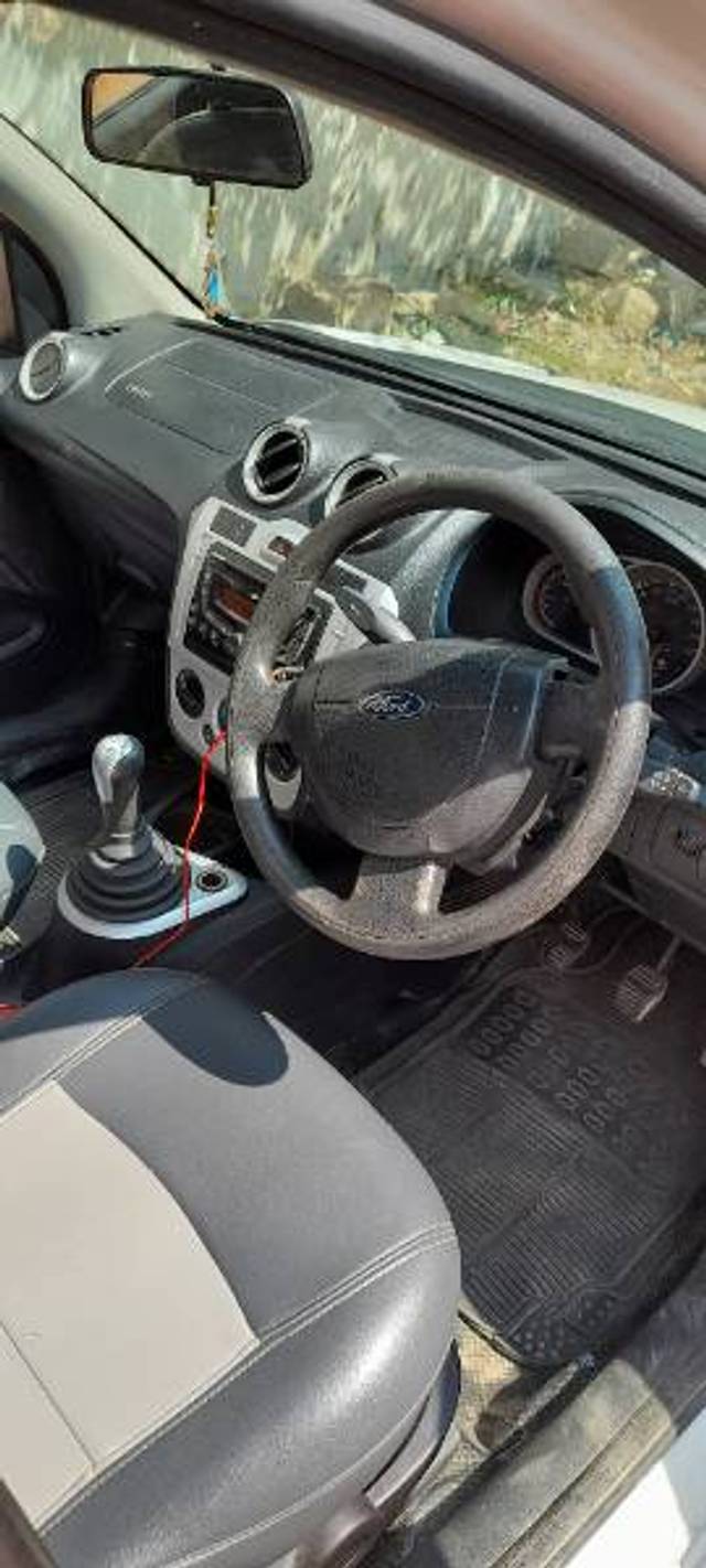 https://images10.gaadi.com/usedgaadi-sellcar/UsedCar/9c7a91c7-87d9-4a57-9b5a-ccdfab2cff27/a12af07d-3507-4863-9f06-02ffaab69f0f.jpg?imwidth=6402