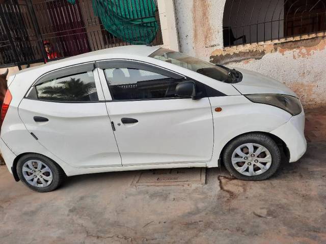 https://images10.gaadi.com/usedgaadi-sellcar/UsedCar/9c7f52d9-5cd1-4e3b-aada-623ff01b1988/81042229-017c-4c23-b42d-59bcf6517f80.jpg?imwidth=6401