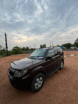 Tata Safari Storme 2012-2015 Tata Safari Storme VX